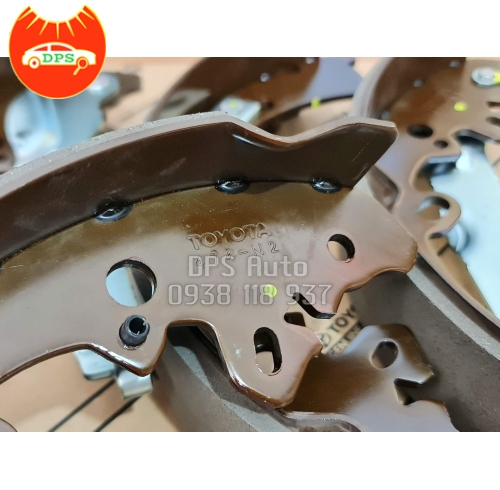 Bố thắng sau (guốc phanh) Toyota Fortuner chính hãng 044950K120 