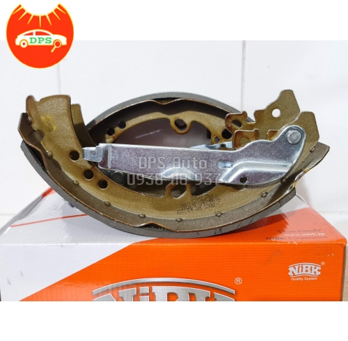 Bố thắng (guốc phanh) sau Toyota Fortuner 2005-2016 NiBK FN0620