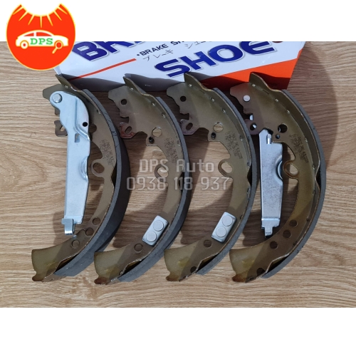 Bố thắng (guốc phanh) sau Toyota Fortuner 2005-2016 NiBK FN0620