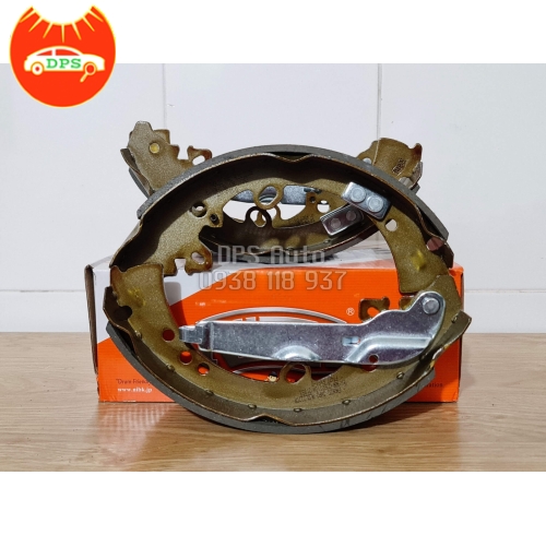 Bố thắng (guốc phanh) sau Toyota Fortuner 2005-2016 NiBK FN0620