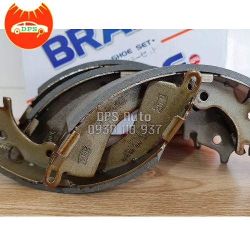Bố thắng sau Toyota Innova 2005-2015 hiệu NiBK FN2335
