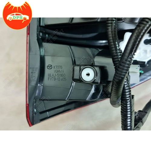 Đèn lái sau (đèn hậu) Mazda BT50 2016-2020 chính hãng UL4J51160A