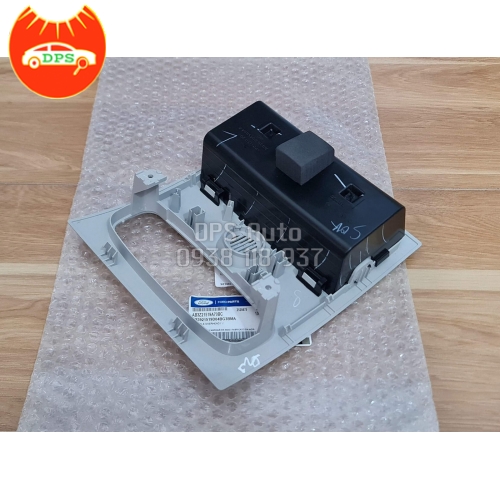 Ốp đèn trần Ford Ranger, Mazda BT50 chính hãng AB39R045B54A