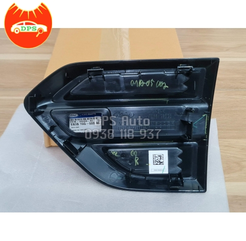 Ốp mang cá (ốp tai xe) Ford Ranger chính hãng EB3B-16G000-AC/EB3B-16G001-AC 