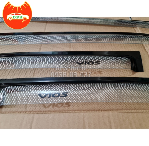 Vè che mưa Toyota Vios 2002-2006 nhựa cao cấp