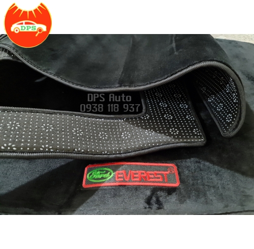 Thảm taplo Ford Everest 2021