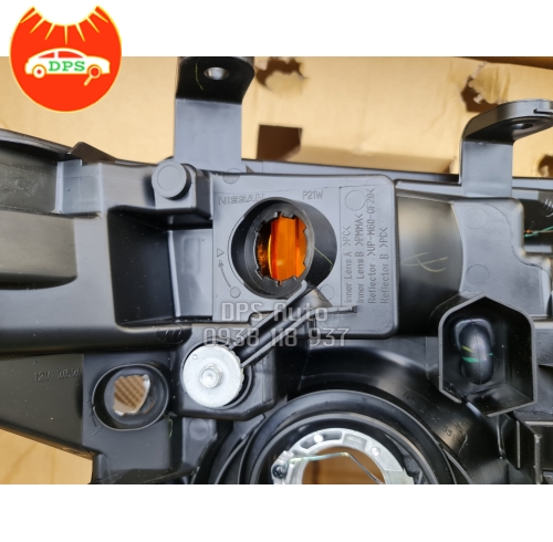 Đèn pha trái Nissan Navara 2005-2014 chính hãng 26075-EB71A