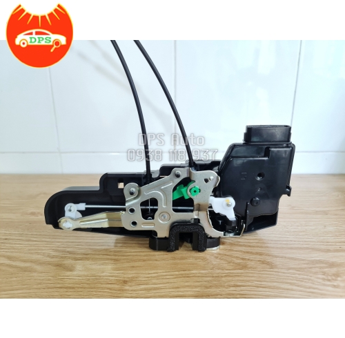 Ổ khóa ngậm cửa trước Kia Carens 2016 chính hãng 81310-1D010