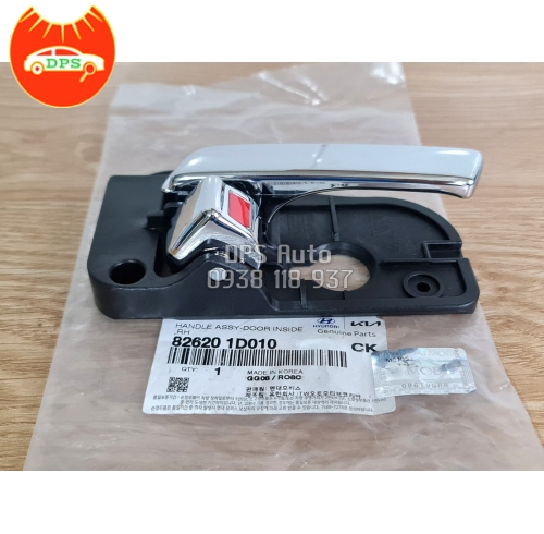 Tay mở trong cửa trước RH Kia Carens chính hãng 826201D010