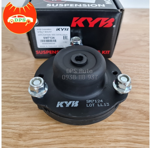 Bát bèo trước Toyota Fortuner hiệu KYB SM7124