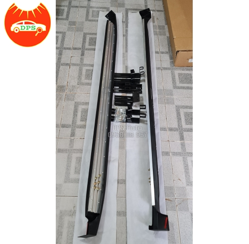 Bệ bước chân (bậc lên xuống) Toyota Innova 2016-2022