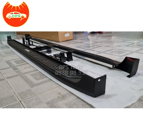 Bệ bước chân (bậc lên xuống) Toyota Innova 2016-2022