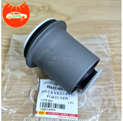 Cao su càng A dưới Toyota Fortuner (cục lớn) hiệu RBI T24VG4WB (486550K040)