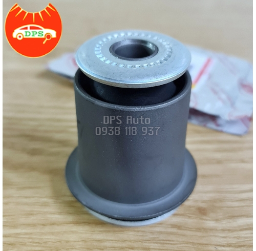 Cao su càng A dưới Toyota Fortuner (cục nhỏ) hiệu RBI T24VG4WS