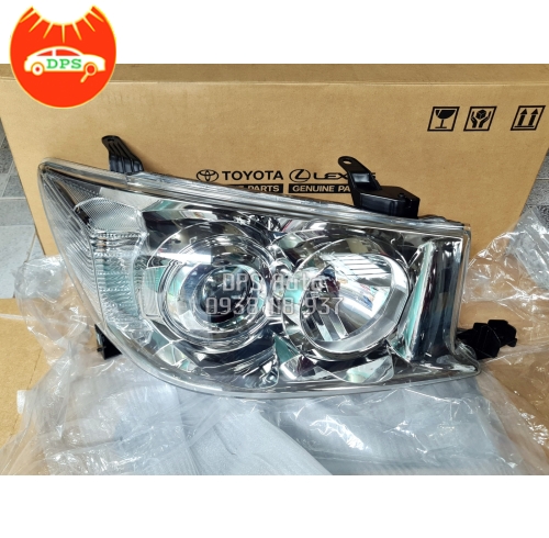 Đèn pha Toyota Fortuner 2009-2011 chính hãng Toyota 811300K260
