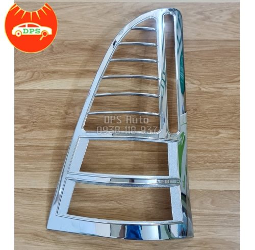 Ốp viền đèn lái Innova 2006-2008 mạ crome cao cấp
