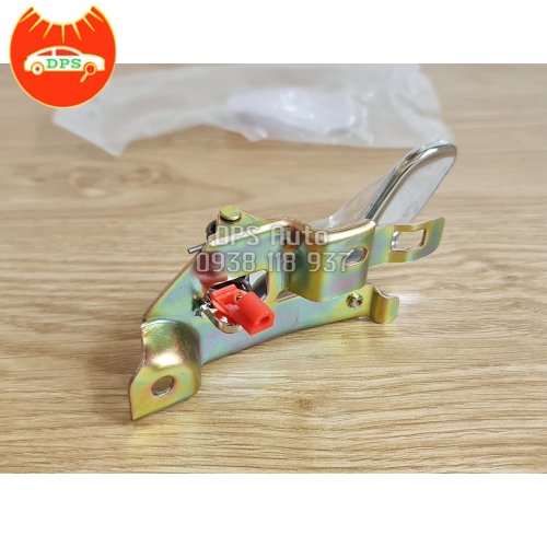 Tay mở cửa trong RH Mitsubishi Jolie