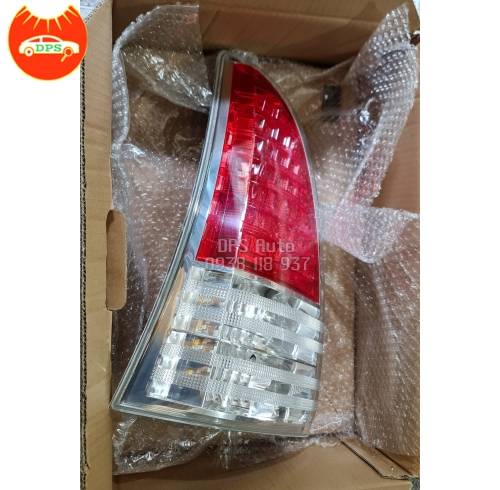 Đèn lái sau LH Toyota Innova 2009-2011 chính hãng 81561-0K120