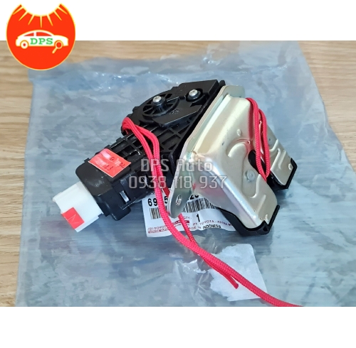 Ổ khóa cốp Toyota Avanza Veloz chính hãng 69350-BZ250