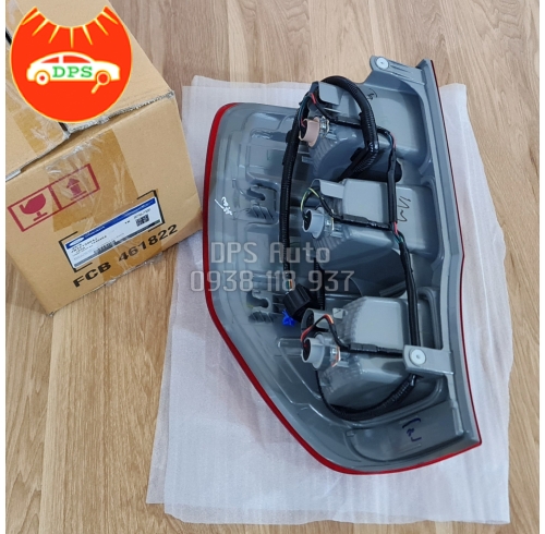 Đèn lái sau RH Ford Ranger 2012-2021 chính hãng JB3Z13404J (chóa xám)