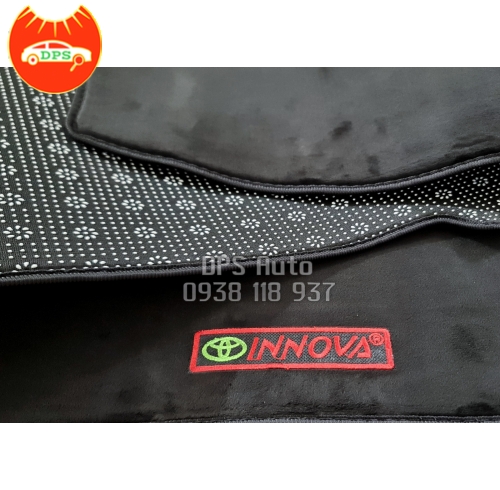 Thảm taplo Toyota Innova 2006-2015 lông cừu 3 lớp chống trượt