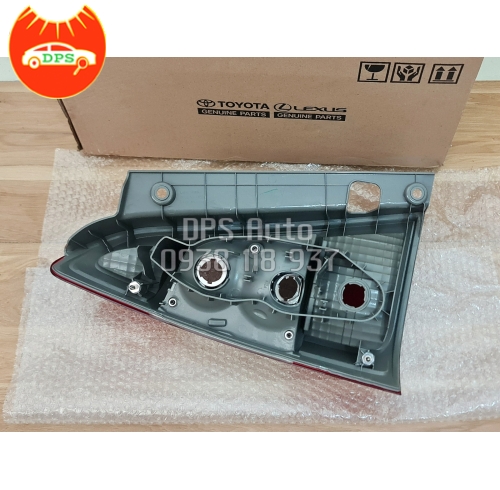 Đèn lái sau (đèn hậu) Toyota Innova 2012-2015 chính hãng 81551-0K210