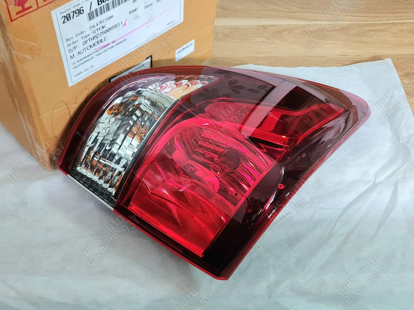 Đèn hậu Mazda BT50 2016