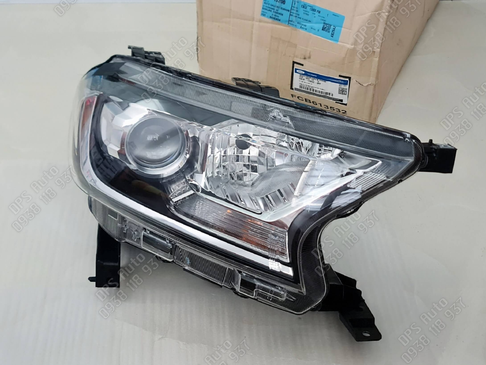 Đèn pha Ford Ranger chính hãng