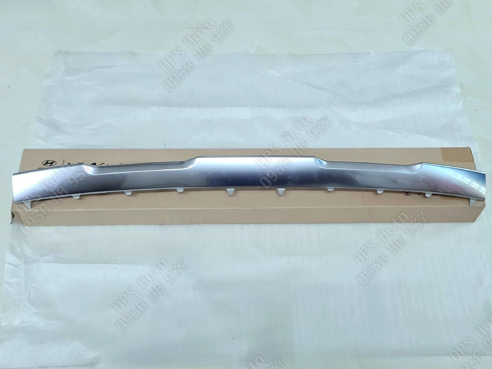 Ốp cản trước Hyundai Santafe 2021-2023 86577-S1600
